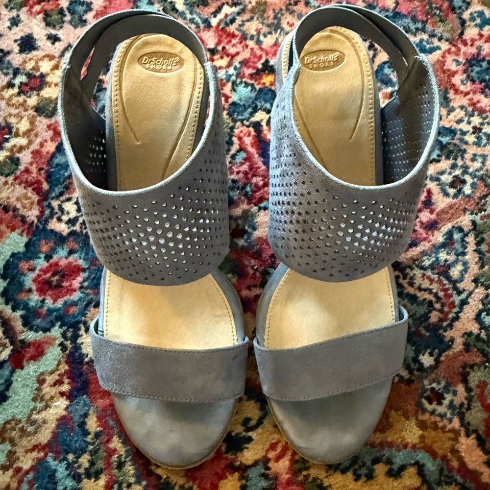 Dr. Scholl's Women's Perforated Dusty Blue Sandals with Chunky Heel